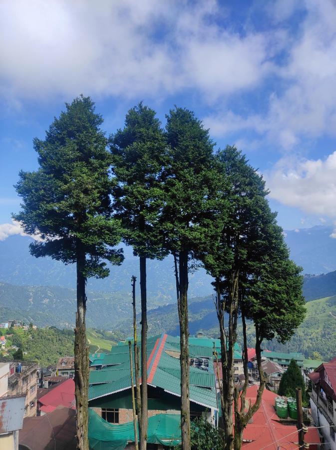 Wind Home Darjeeling- Budget Hotel Near Mall Darjeeling  Exteriör bild
