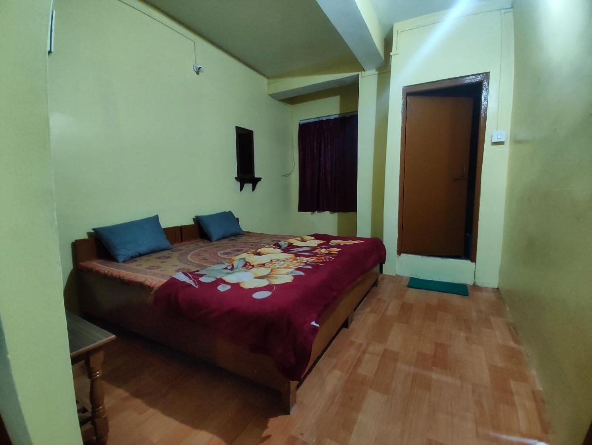Wind Home Darjeeling- Budget Hotel Near Mall Darjeeling  Exteriör bild