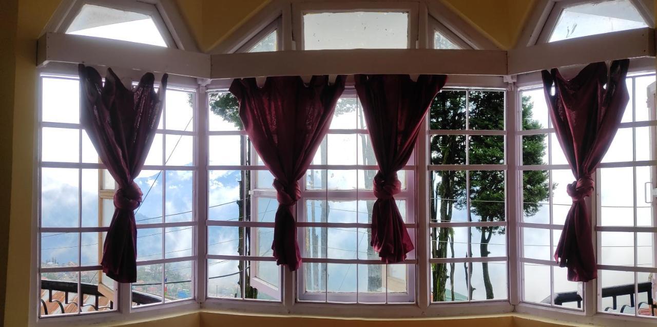 Wind Home Darjeeling- Budget Hotel Near Mall Darjeeling  Exteriör bild