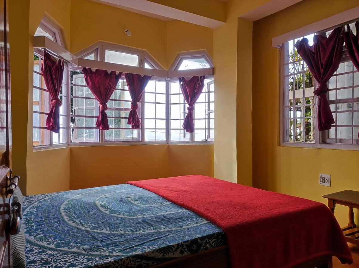 Wind Home Darjeeling- Budget Hotel Near Mall Darjeeling  Exteriör bild