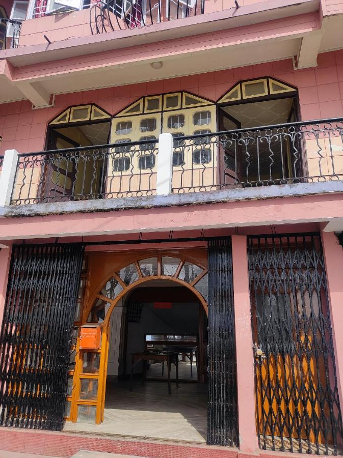 Wind Home Darjeeling- Budget Hotel Near Mall Darjeeling  Exteriör bild
