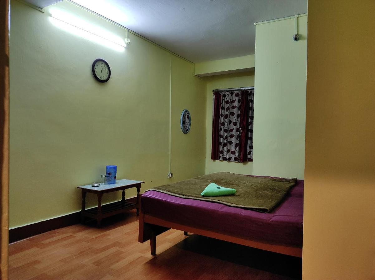 Wind Home Darjeeling- Budget Hotel Near Mall Darjeeling  Exteriör bild