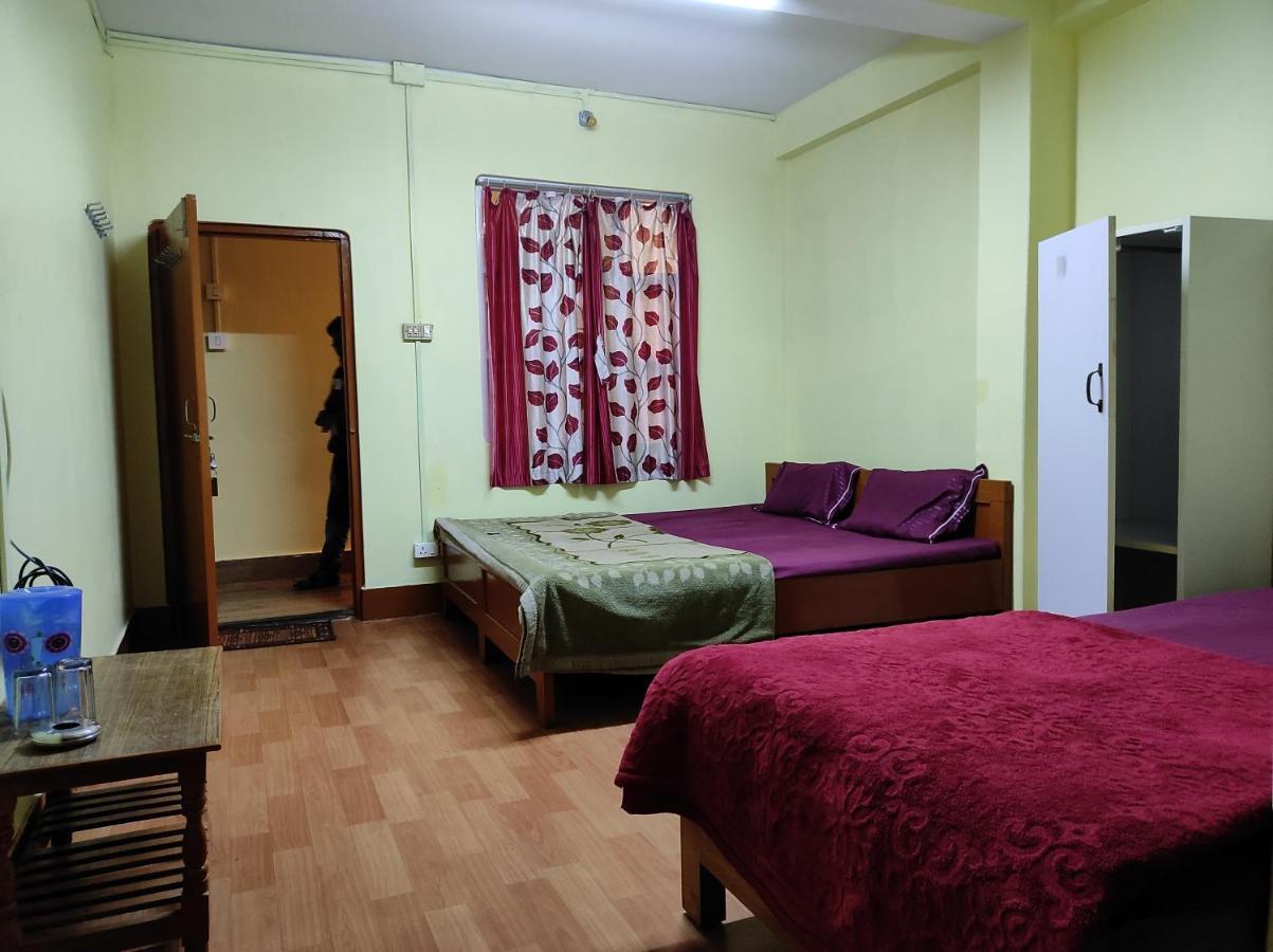 Wind Home Darjeeling- Budget Hotel Near Mall Darjeeling  Exteriör bild