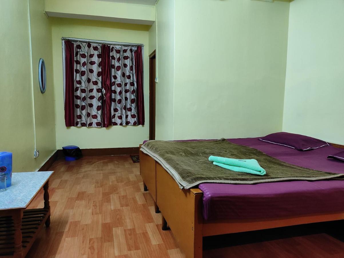 Wind Home Darjeeling- Budget Hotel Near Mall Darjeeling  Exteriör bild